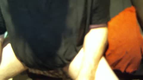 .     y e l l o w s n a k e s       . online show from 10/15/25, 03:28