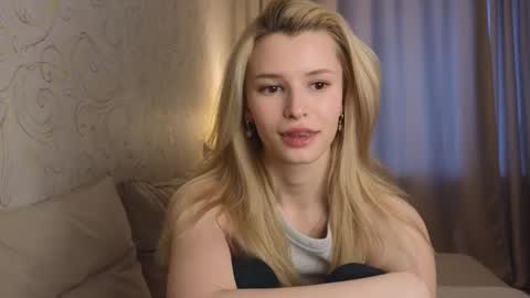 Yenna online show from 02/27/26, 05:07