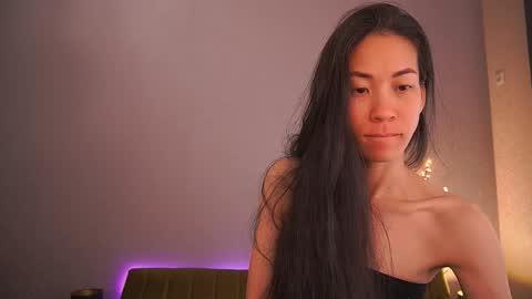 yennstar online show from 09/17/25, 05:53