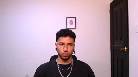 Yeff ind. model  online show from 12/22/24, 10:47