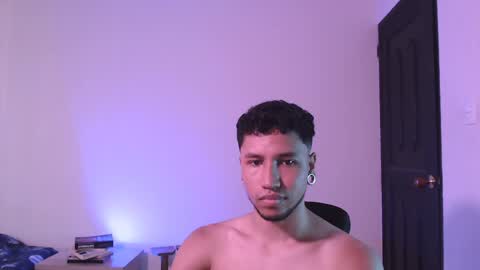 Yeff ind. model  online show from 01/15/25, 07:55