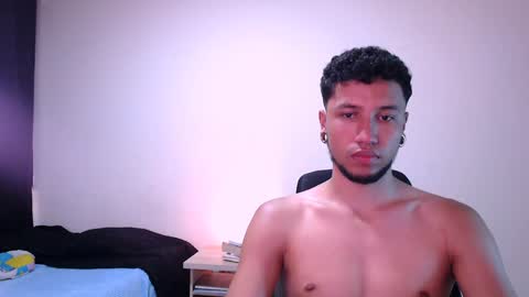 Yeff ind. model  online show from 02/05/25, 01:58