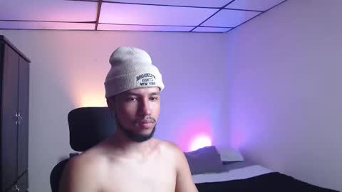 Yeff ind. model  online show from 11/20/25, 10:09