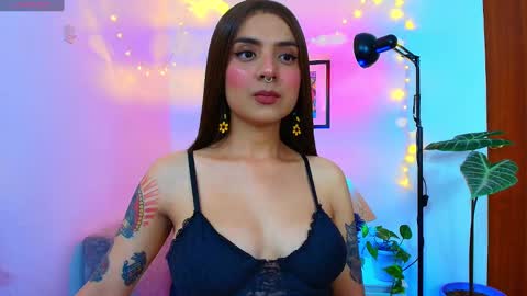 Snapshot of yeriawaddell_ chatting on 02/21/25, 11:32 yeriawaddell online show from 02/21/25, 11:32