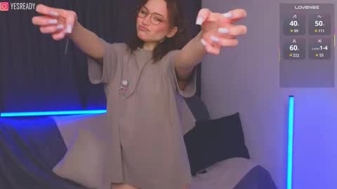 Snapshot of yes_ready chatting on 03/08/25, 02:45 eva online show from 03/08/25, 02:45