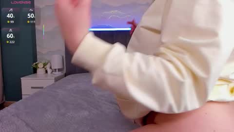 Snapshot of yes_ready chatting on 10/09/25, 10:30 eva online show from 10/09/25, 10:30