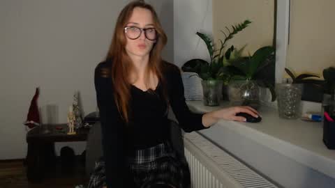 Snapshot of yes_to_heaven chatting on 01/18/25, 09:55 Zoe online show from 01/18/25, 09:55