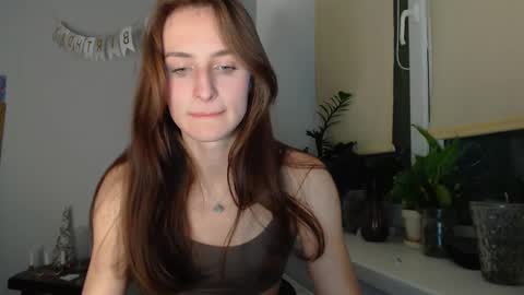 Snapshot of yes_to_heaven chatting on 02/13/25, 09:27 Zoe online show from 02/13/25, 09:27