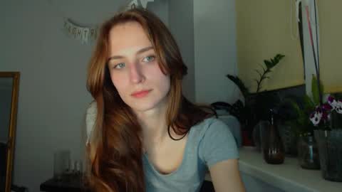 Snapshot of yes_to_heaven chatting on 03/05/25, 09:37 Zoe online show from 03/05/25, 09:37