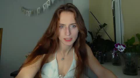 Snapshot of yes_to_heaven chatting on 03/11/25, 09:37 Zoe online show from 03/11/25, 09:37