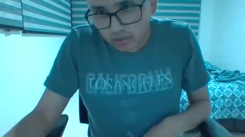 yesidxxx123_ online show from 04/26/26, 04:54