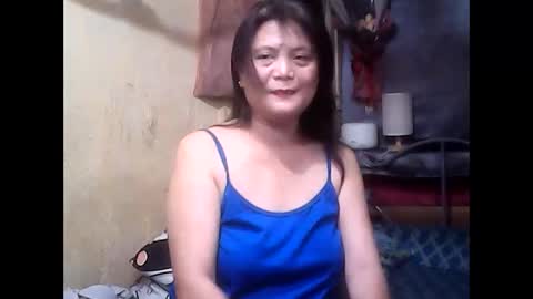 Snapshot of yesimpretty chatting on 06/05/26, 04:52 hi im bea online show from 06/05/26, 04:52
