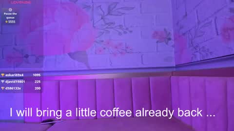 Snapshot of yess__daddy chatting on 02/17/25, 01:21 yess__daddy online show from 02/17/25, 01:21