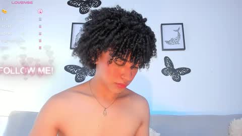 Snapshot of yess__daddyy chatting on 12/12/24, 04:53 YAMPOOL  online show from 12/12/24, 04:53