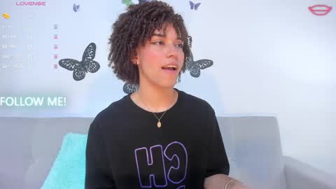 Snapshot of yess__daddyy chatting on 03/06/25, 02:08 YAMPOOL  online show from 03/06/25, 02:08