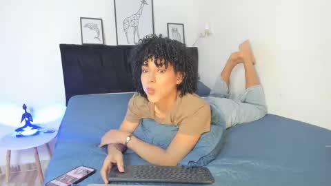 Snapshot of yess__daddyy chatting on 09/30/25, 04:34 YAMPOOL  online show from 09/30/25, 04:34