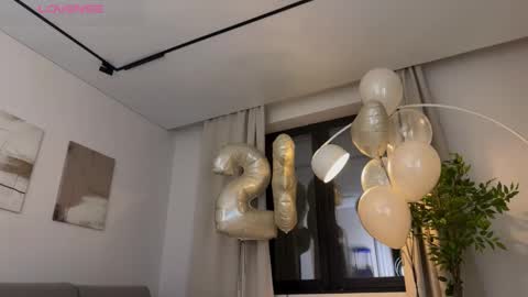 Amy online show from 12/17/25, 04:46