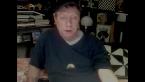 yessex247 online show from 10/25/25, 03:36