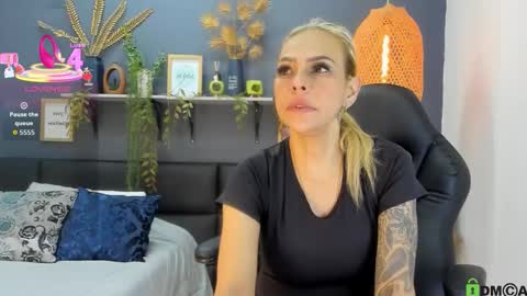 yessika_parker online show from 01/16/26, 10:41