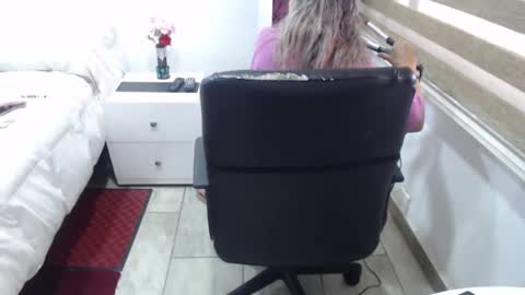 jessy online show from 01/12/26, 06:02