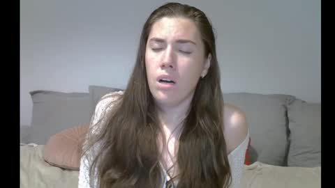 Kira online show from 09/23/25, 11:46