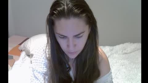 Kira online show from 11/29/25, 05:05