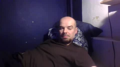 Snapshot of yewloo chatting on 02/11/25, 08:42 yewloo online show from 02/11/25, 08:42