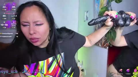 Luna online show from 01/28/25, 03:46