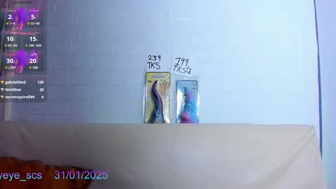 Luna online show from 01/31/25, 03:22