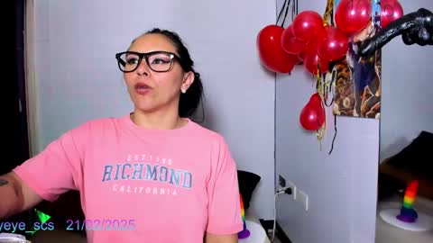 Luna online show from 02/21/25, 06:59