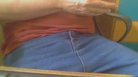 yigalb_ online show from 10/19/25, 10:16