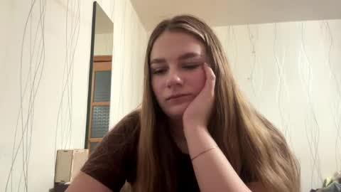 Eva online show from 04/22/26, 06:31