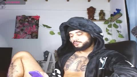 yio cohen  online show from 01/21/25, 01:08