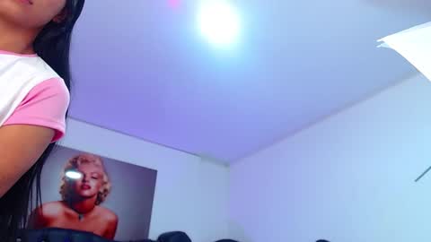 Yiovanna online show from 12/11/24, 12:34