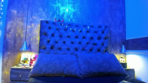 Snapshot of yiyisandoval chatting on 11/11/25, 07:47 yiyisandoval online show from 11/11/25, 07:47