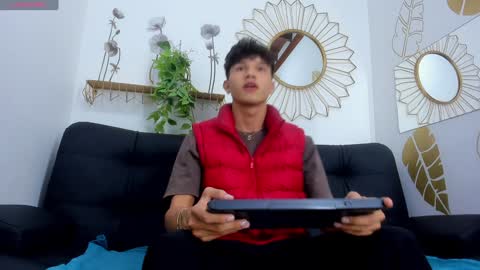 Snapshot of yizus_bonz chatting on 12/02/24, 03:58 yizus_bonz online show from 12/02/24, 03:58