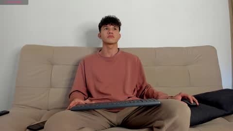 yizus_bonz online show from 04/15/26, 07:21