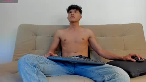 Snapshot of yizus_bonz chatting on 07/25/26, 06:38 yizus_bonz online show from 07/25/26, 06:38