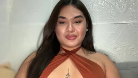 Snapshot of yllanahard chatting on 01/13/25, 03:58 yllana love online show from 01/13/25, 03:58