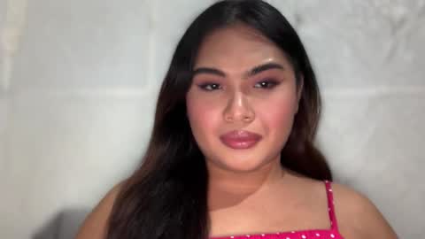 yllana love online show from 12/18/25, 12:00