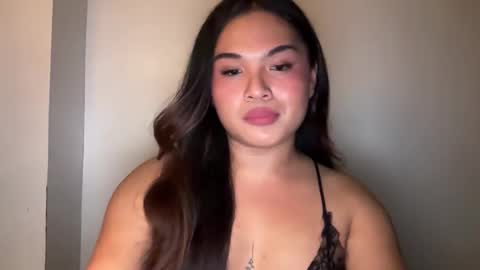 yllana love online show from 04/26/26, 01:25