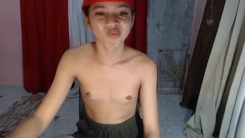 Snapshot of ymee_shane18 chatting on 01/14/25, 10:06 ymee_shane18 online show from 01/14/25, 10:06