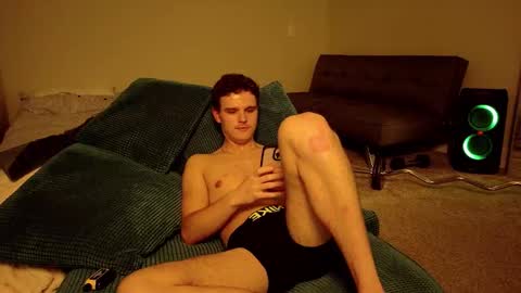 yngdesire1 online show from 11/23/25, 06:35