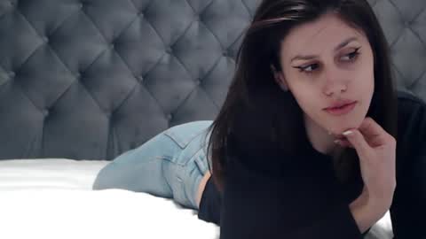 ynnasquirt online show from 02/20/25, 03:41