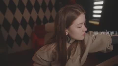 Snapshot of ynnenbrynn chatting on 11/13/25, 07:29 ynnenbrynn online show from 11/13/25, 07:29