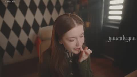 Snapshot of ynnenbrynn chatting on 11/15/25, 07:16 ynnenbrynn online show from 11/15/25, 07:16