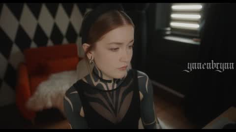 ynnenbrynn online show from 03/31/26, 07:42