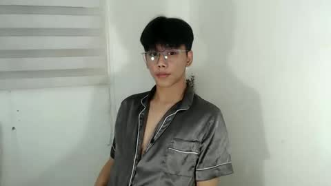 ynotyu online show from 09/09/25, 07:46