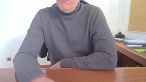 Yo47 online show from 12/18/25, 02:23