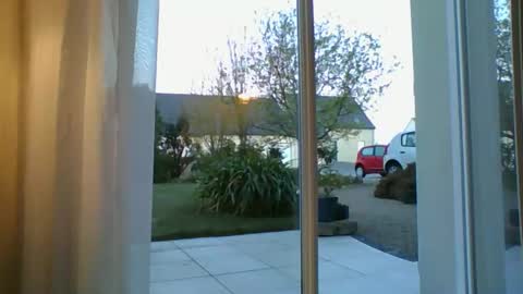 Yoann online show from 04/08/26, 05:29